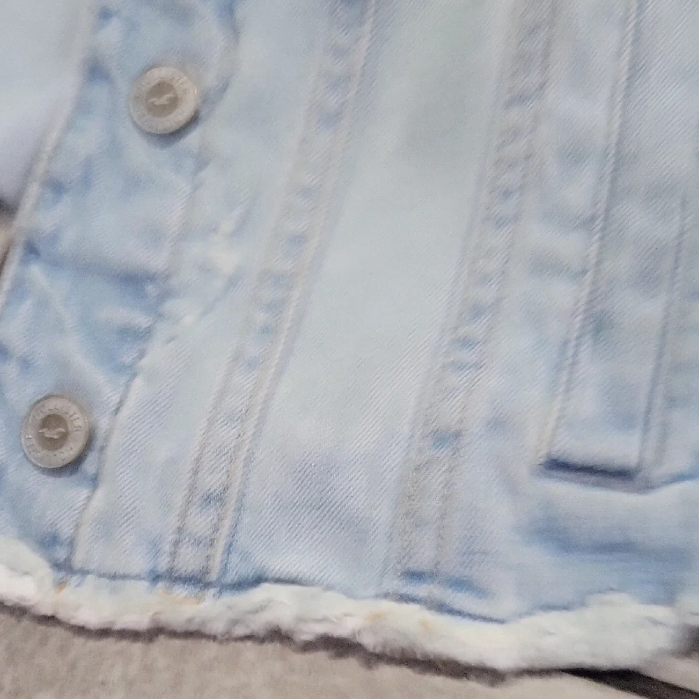 Hollister Distress Light Blue Denim Jacket Size XXS #cj - Picture 5 of 7